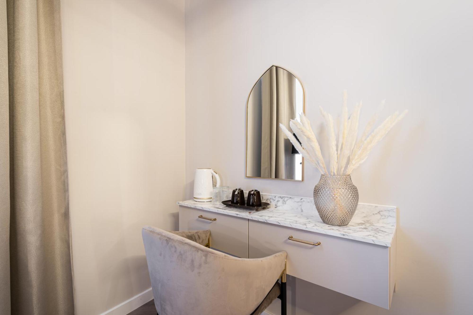 Timeless Boutique Suites By Bqa Βουδαπέστη Εξωτερικό φωτογραφία